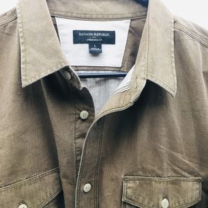 Banana Republic Men’s Work Shirt